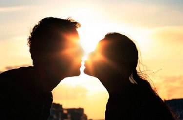 POEMAS DE AMOR – AS 10 MELHORES POESIAS ROMÂNTICAS